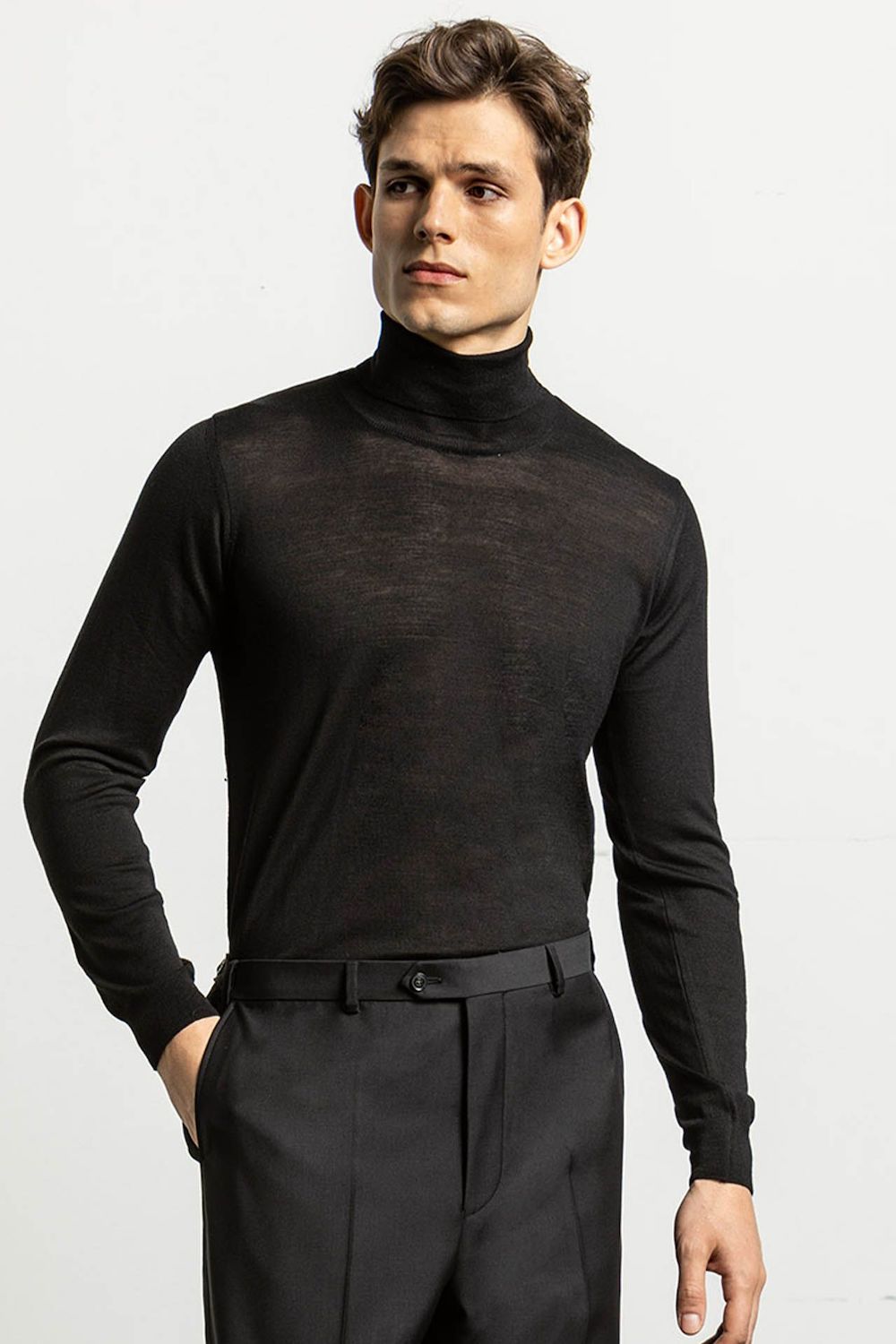 Cole Rollneck