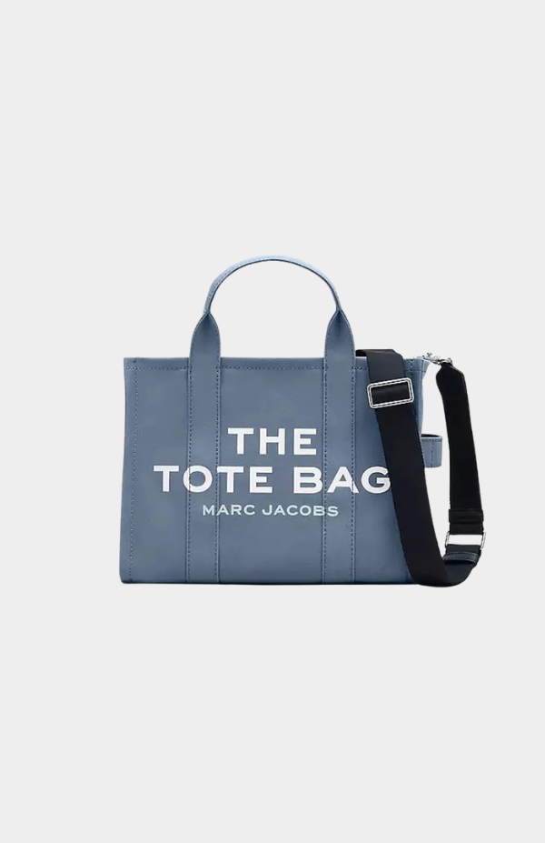 THE MEDIUM TOTE