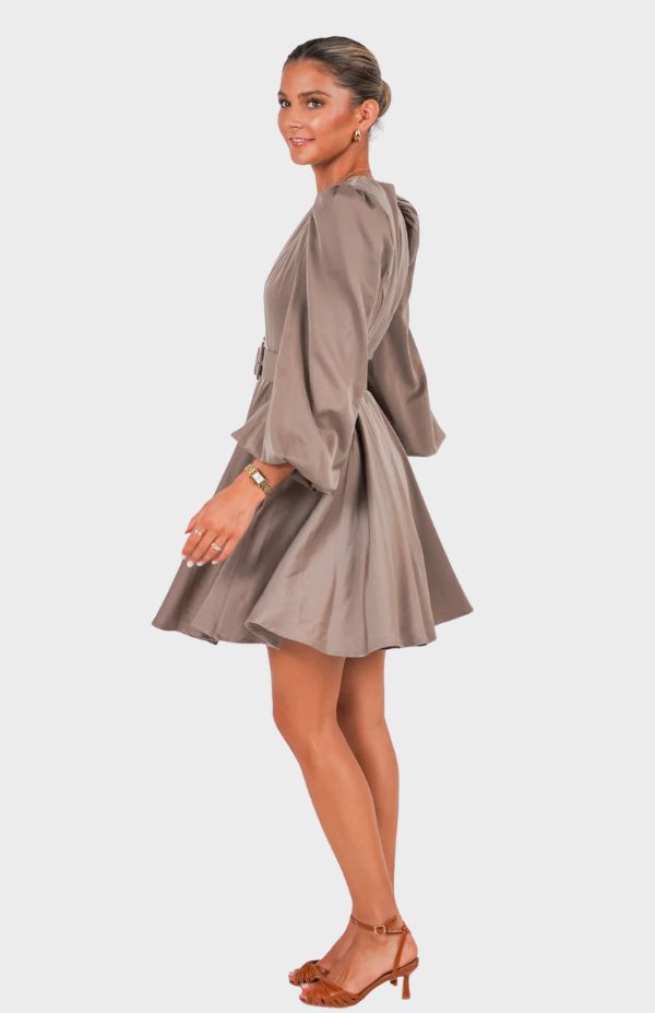 Queen Sateng Dress