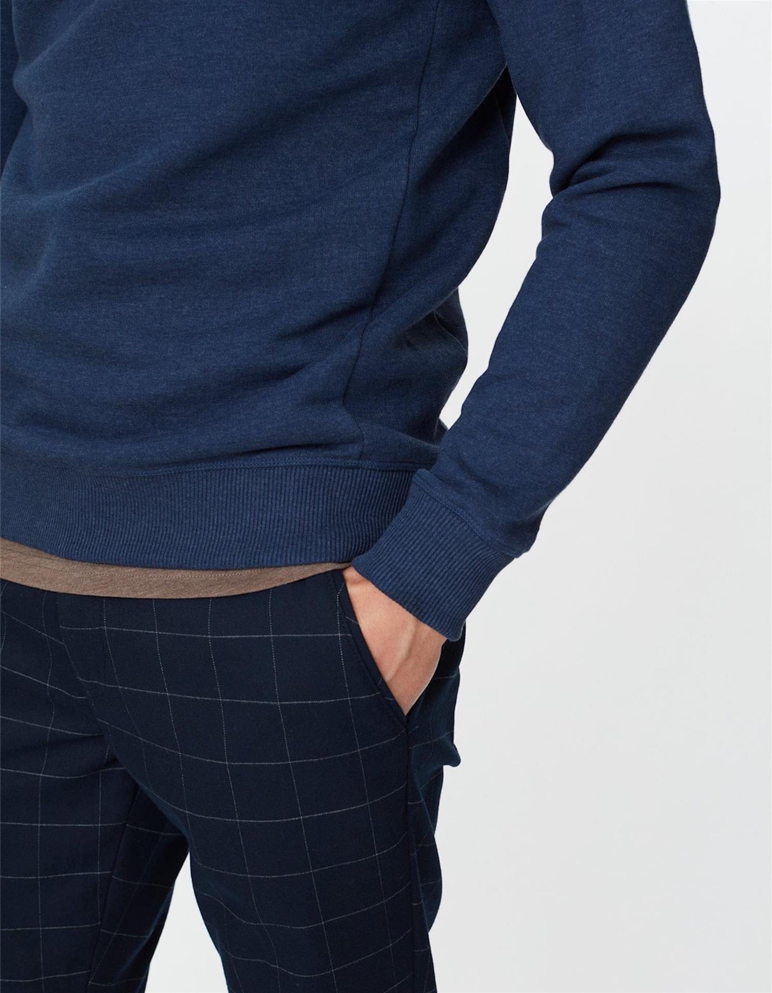 Piece Sweatshirt
