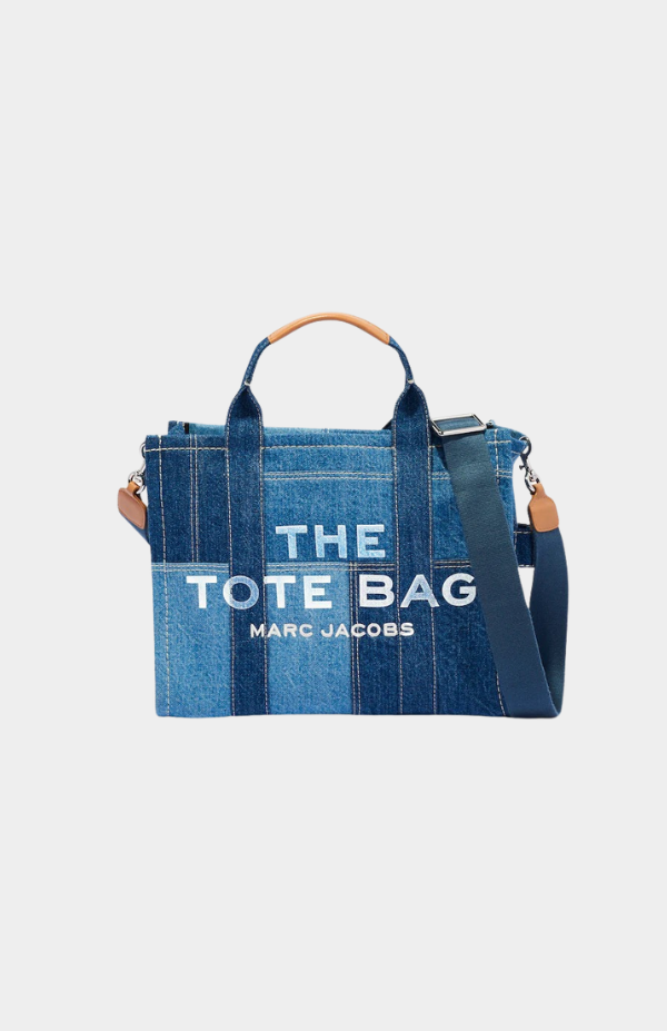 THE MEDIUM TOTE