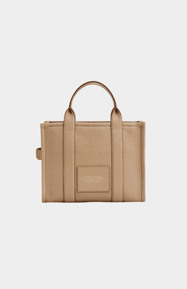 THE MEDIUM LEATHER TOTE