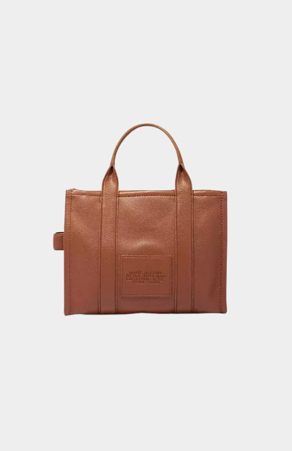 THE MEDIUM LEATHER TOTE