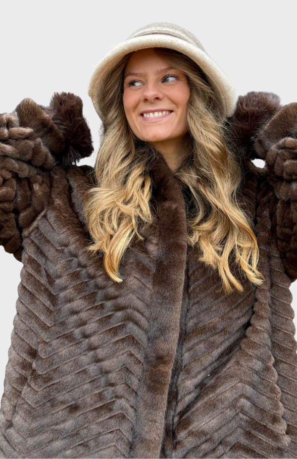 Alexandre Fuskepels Lang Kåpe Med Hette