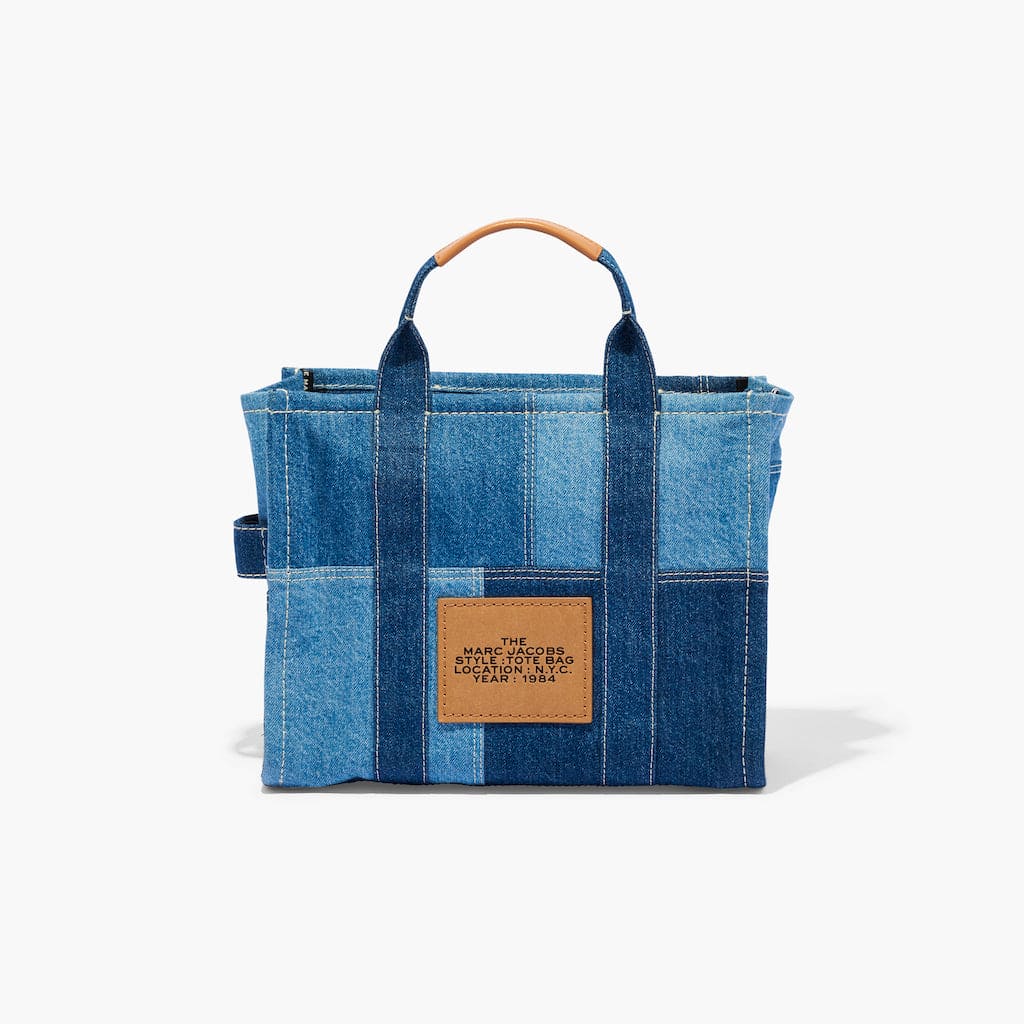 THE MEDIUM TOTE