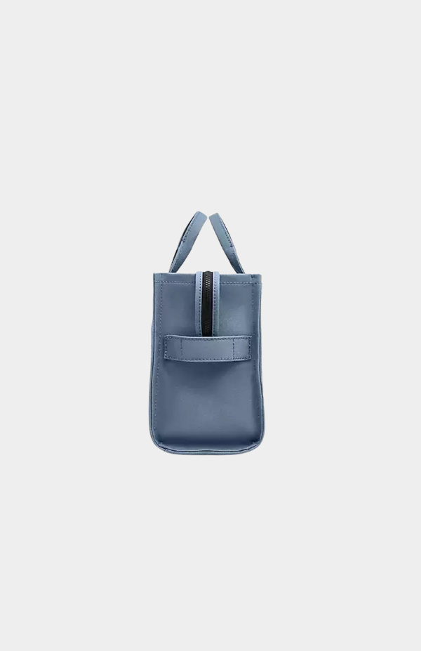THE MEDIUM TOTE