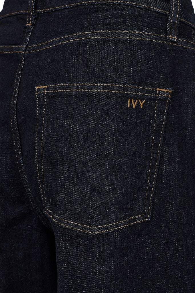 IVY-Mia Jeans Wash Rinse Vicky