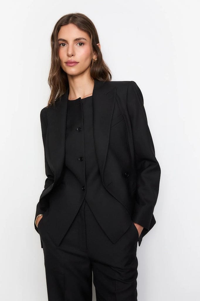 Eve Blazer