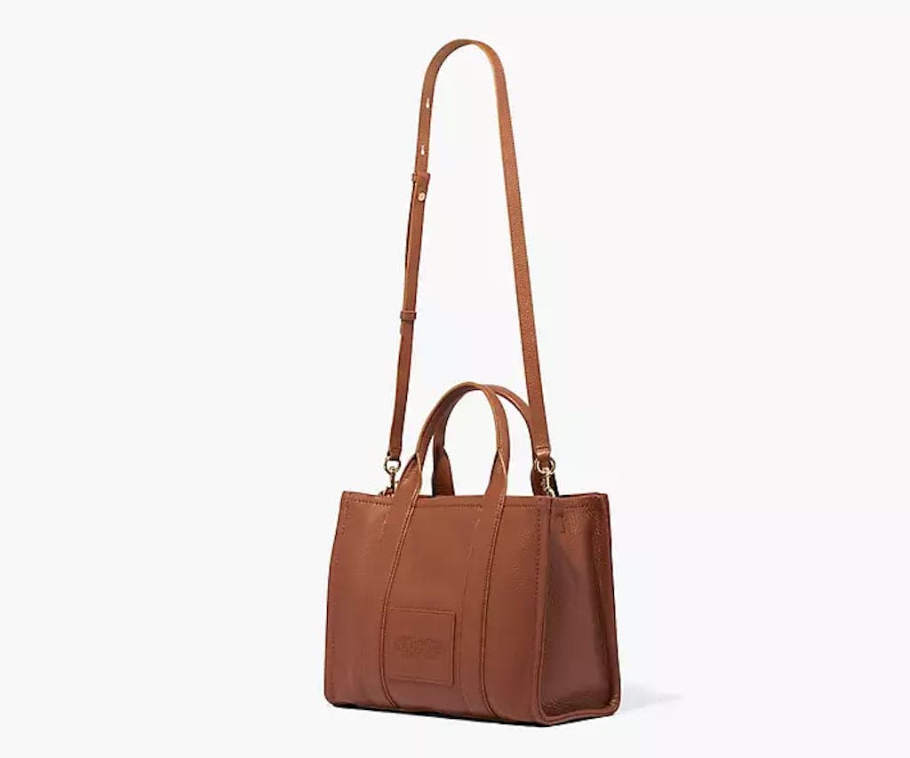 THE MEDIUM LEATHER TOTE