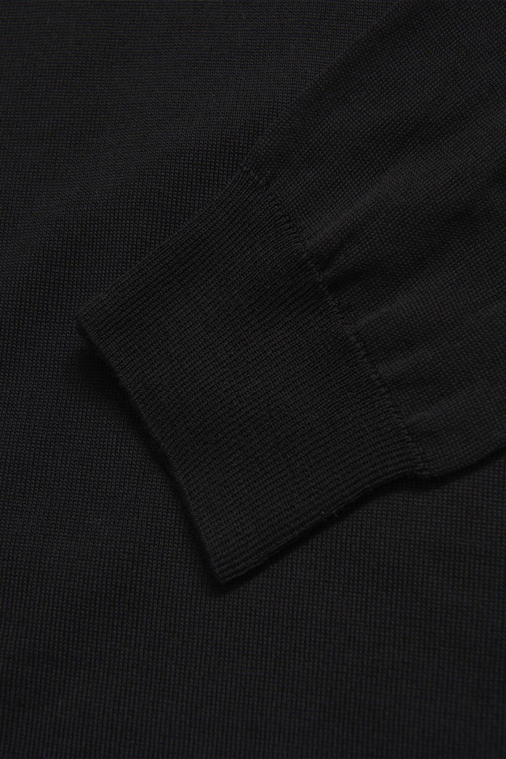 Cole Rollneck