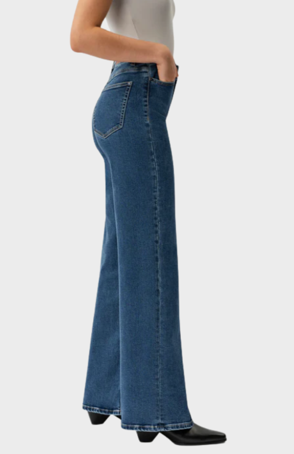 Relaxed Comfort Jeans