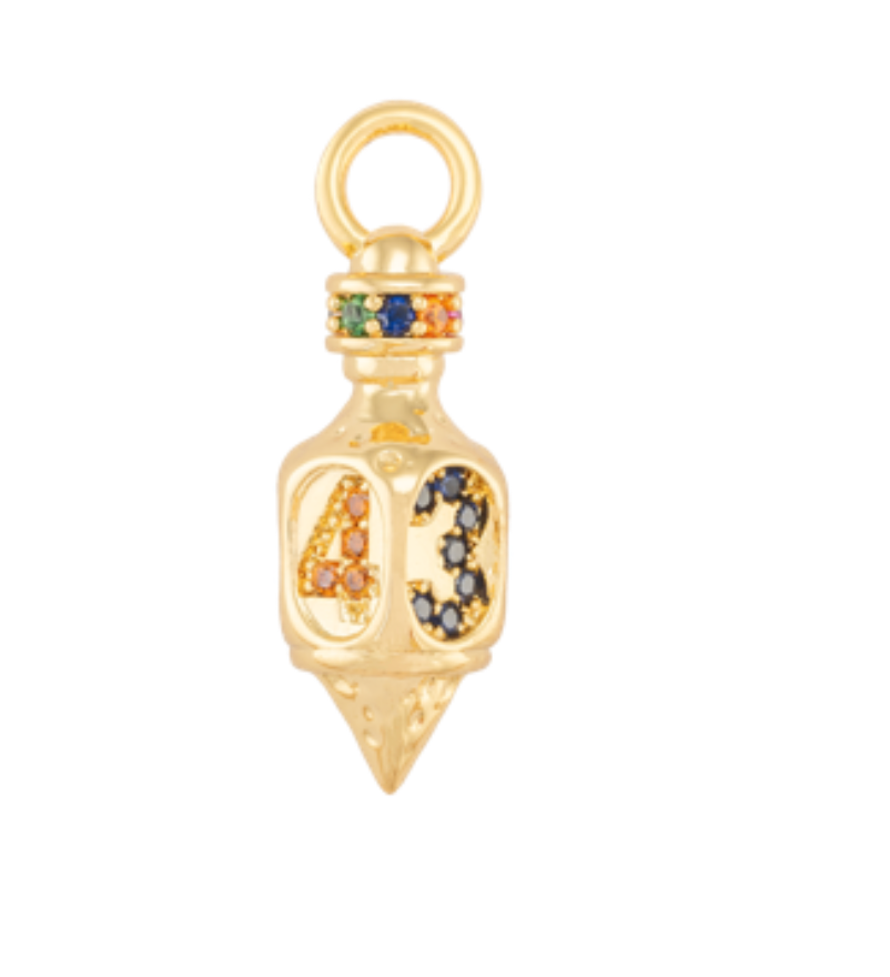 Emilia Large Eevi Charm