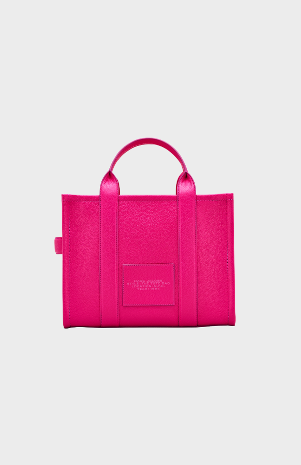 THE MEDIUM TOTE
