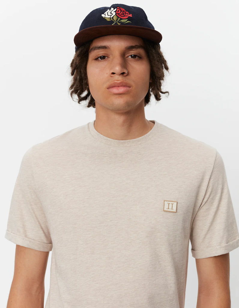 Piece T-Shirt