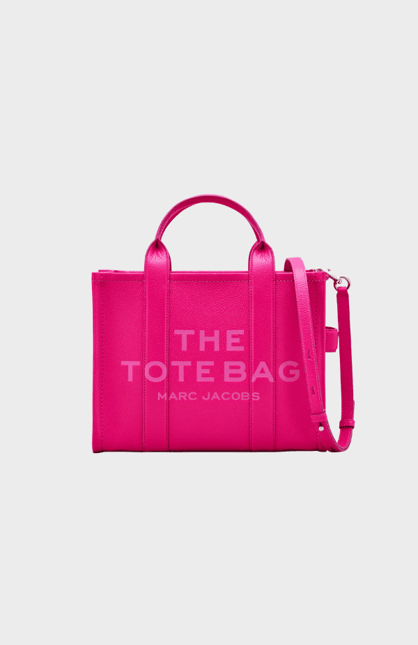 THE MEDIUM TOTE