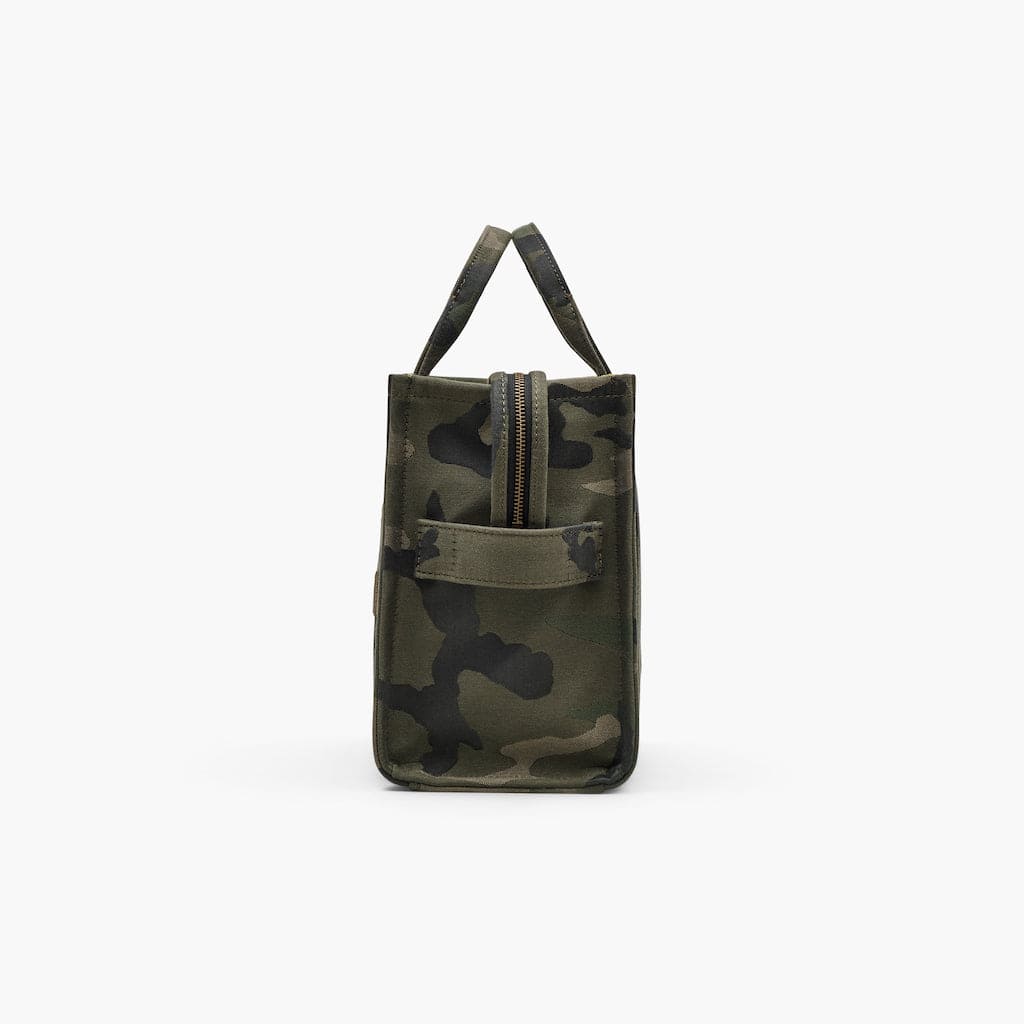 THE MEDIUM TOTE