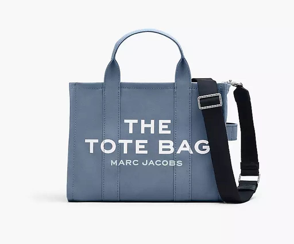 THE MEDIUM TOTE